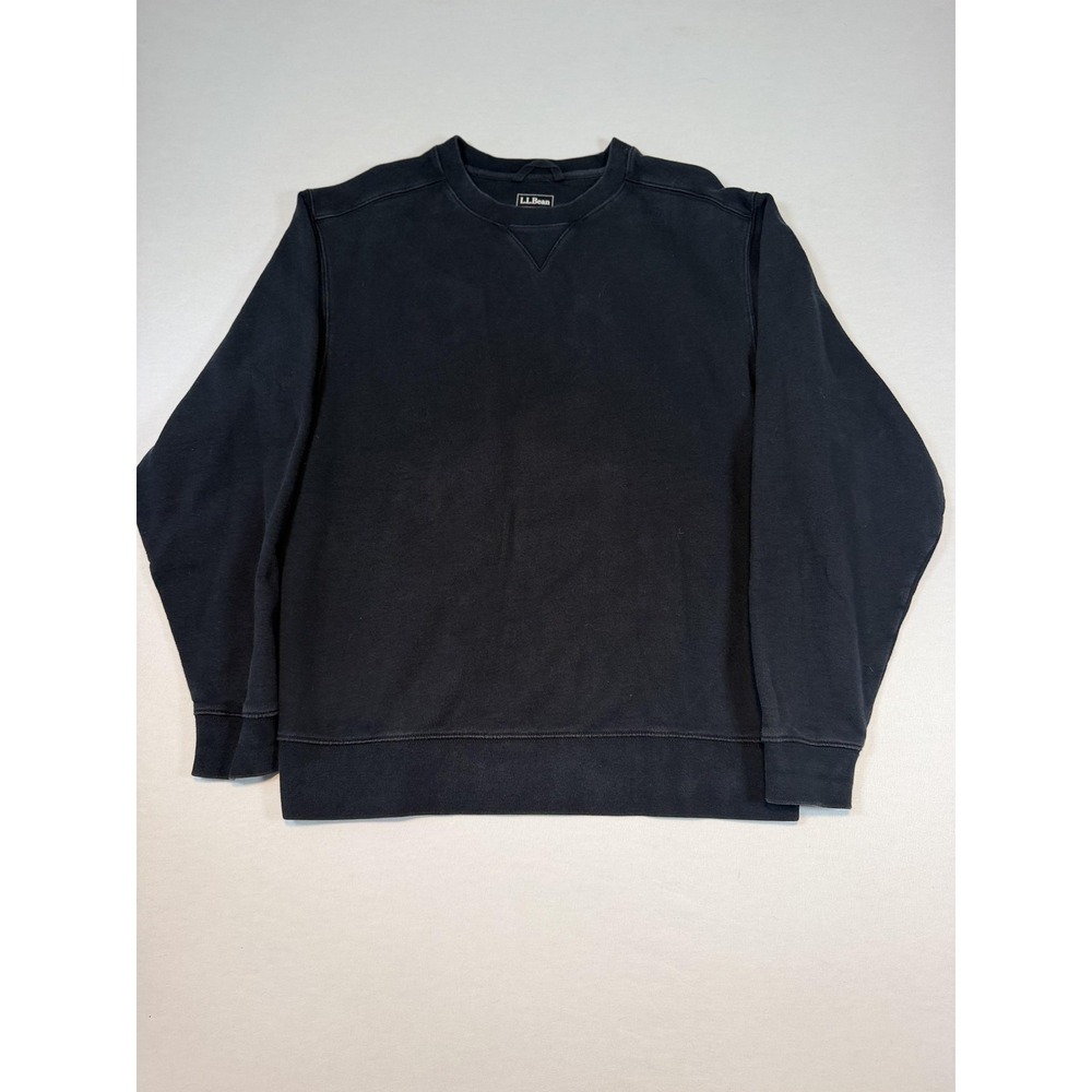 L.L. Bean Sweatshirt Mens Medium Black Crewneck Pullover Fleece Traditional Fit